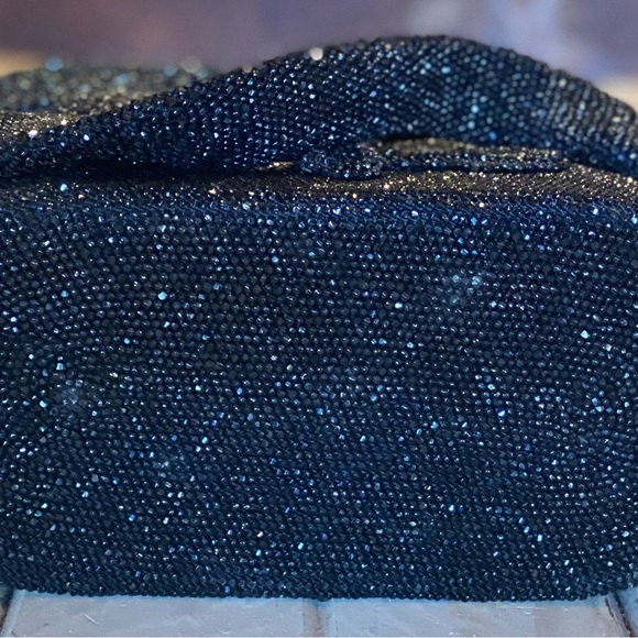 1940’s Black Carnival Beaded Purse With Beaded Rose Design On Front - Picture 8 of 13